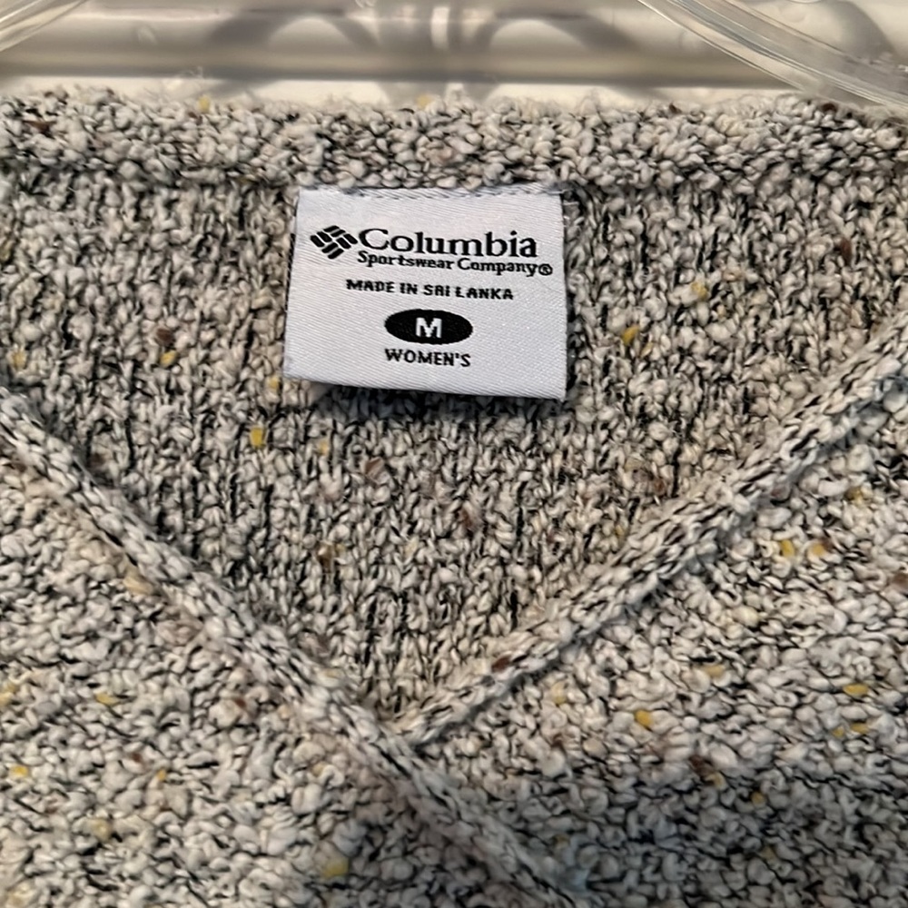 COLUMBIA Pullover Sweater - Picture 7 of 8